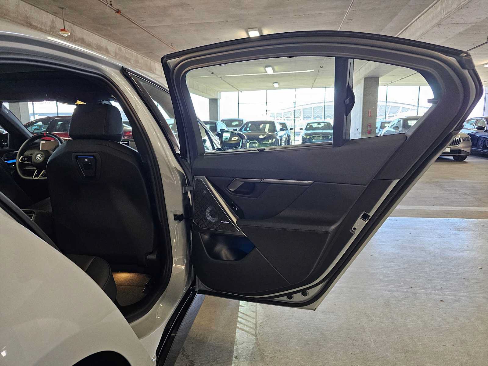 New 2026 BMW i5 M60 w/ Executive Package AWD/4WD image 28