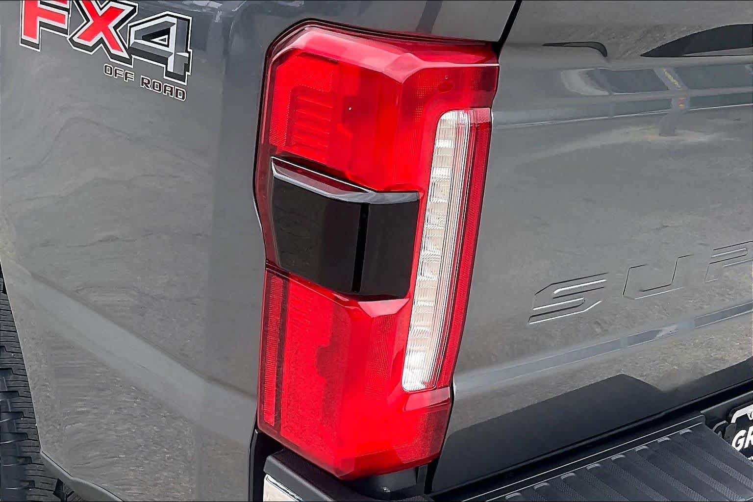 Used 2025 Ford F250 Lariat w/ Chrome Package AWD/4WD image 27
