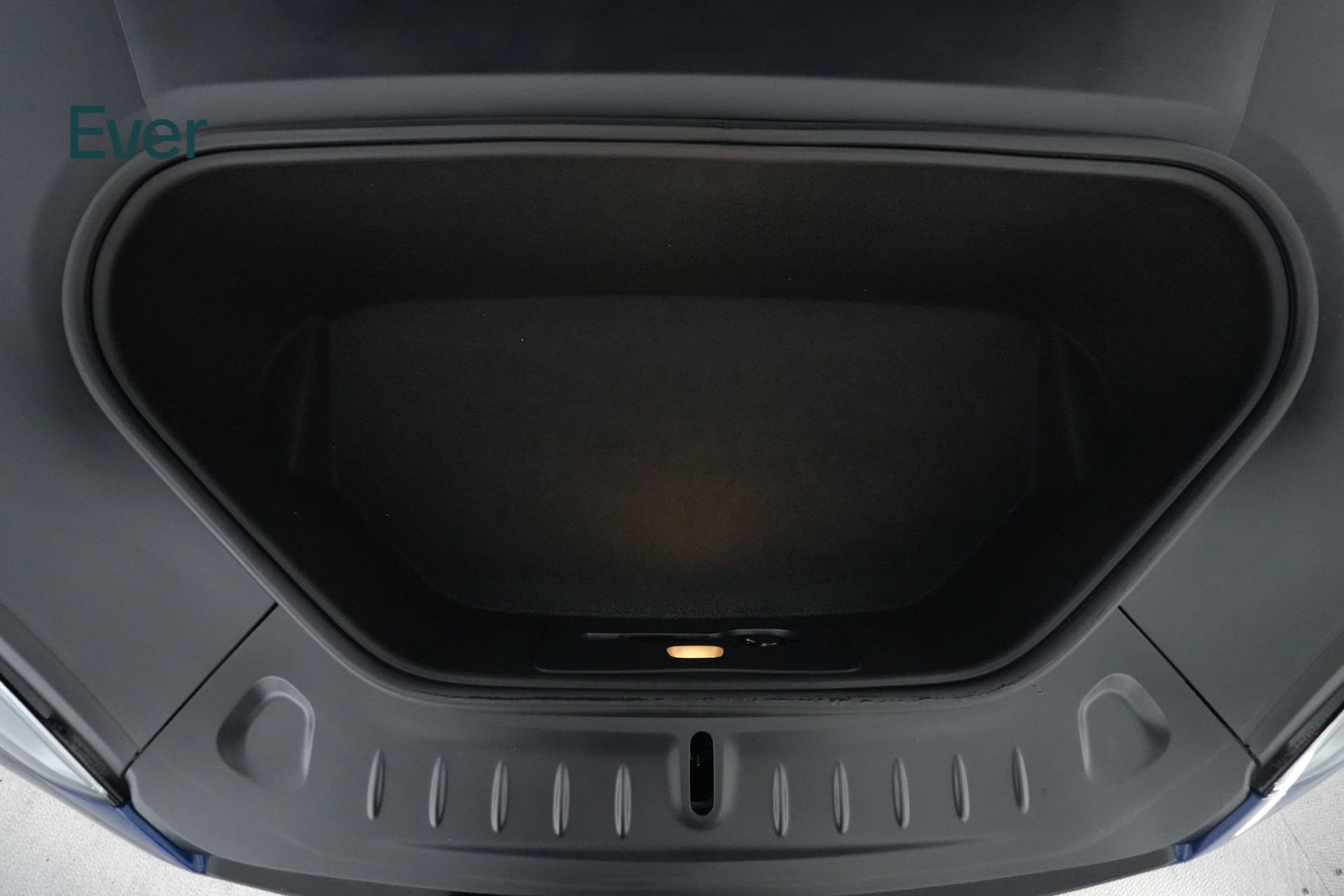 Used 2023 Tesla Model S Standard Range image 28