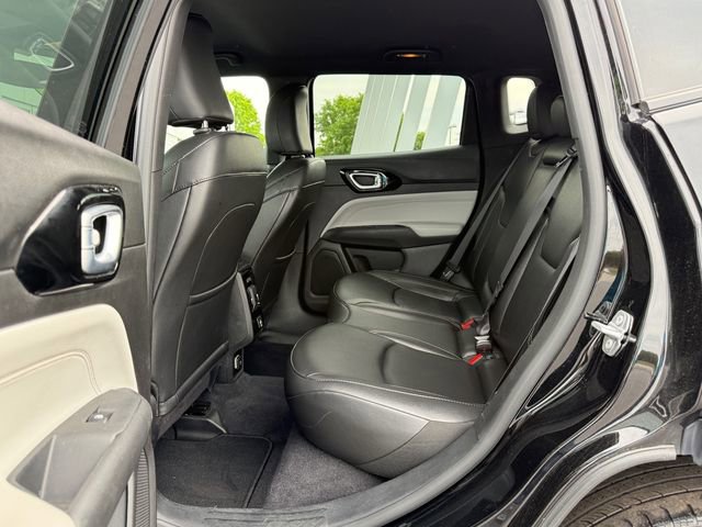 Used 2025 Jeep Compass Limited AWD/4WD image 12