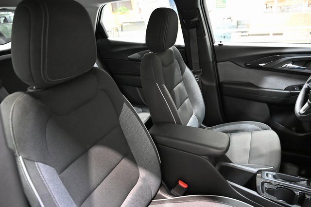 Used 2023 Chevrolet TrailBlazer LS image 8