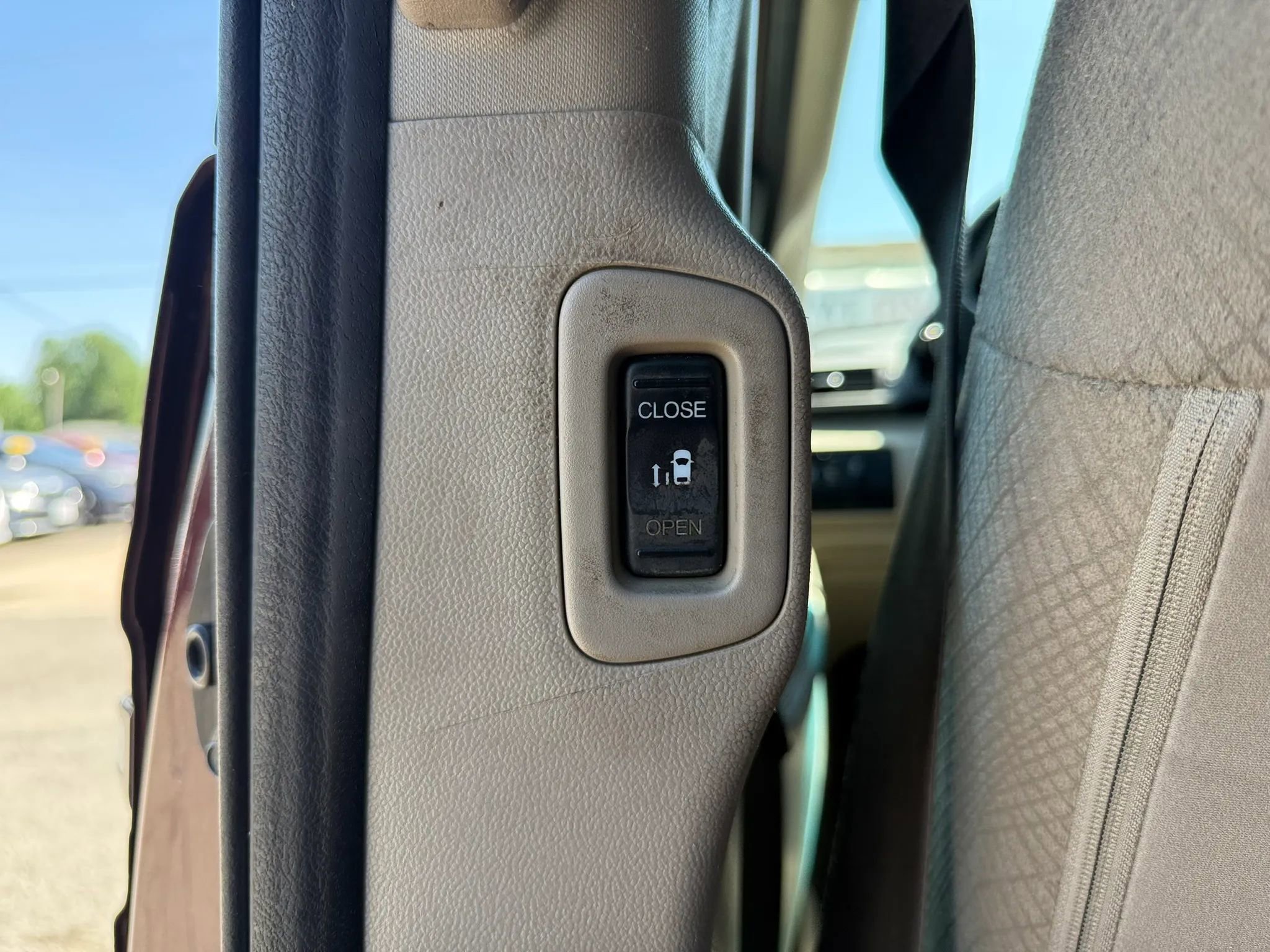 Used 2015 Honda Odyssey EX image 41