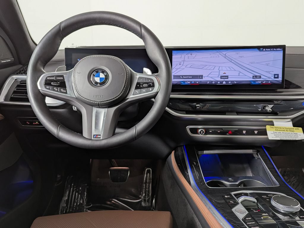 Used 2026 BMW X7 xDrive40i w/ M Sport Package AWD/4WD image 22