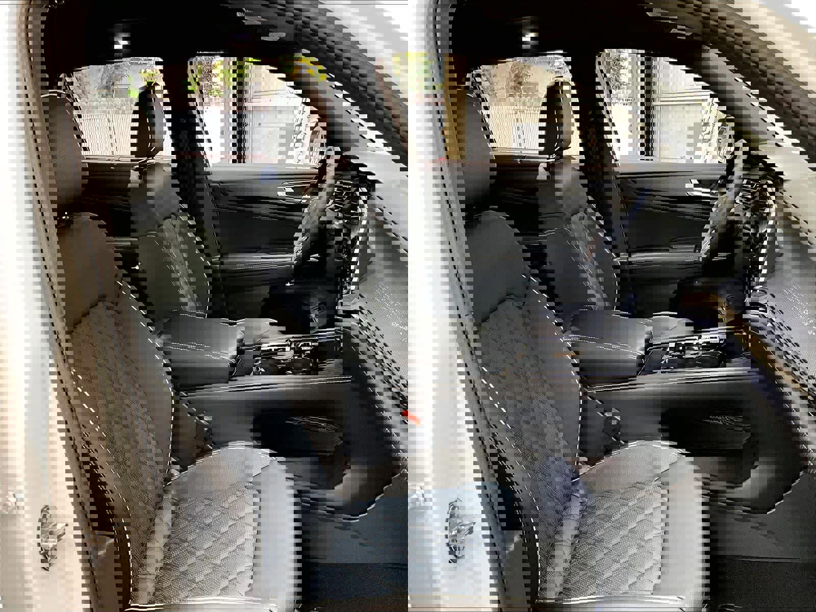 New 2026 Volkswagen Atlas Cross Sport SEL Premium R-Line image 31