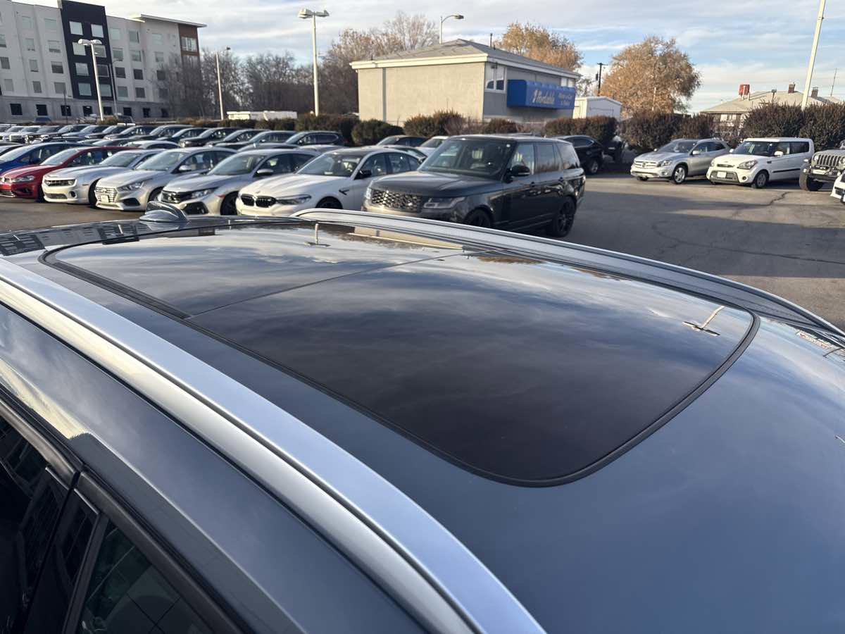 Used 2020 Volvo XC40 T5 Inscription w/ Protection Package Premier image 25