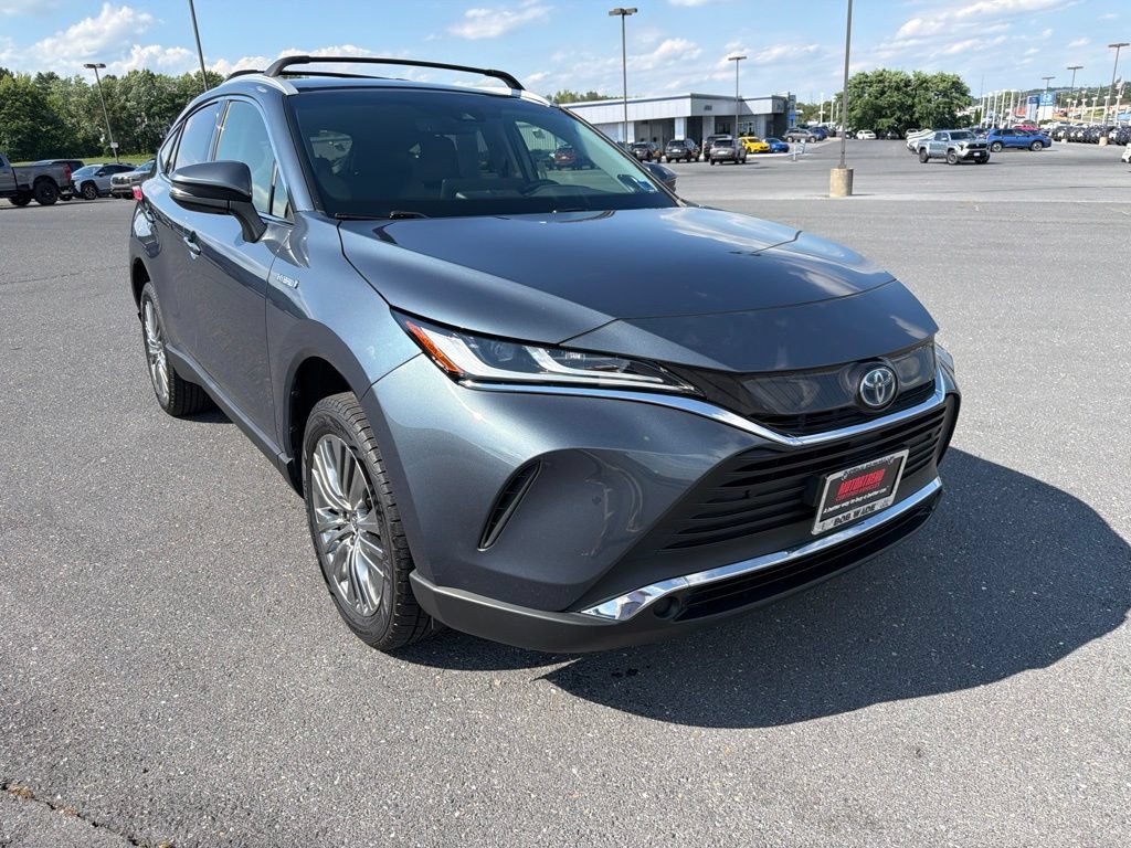 Used 2021 Toyota Venza XLE w/ Softex Package AWD/4WD image 7