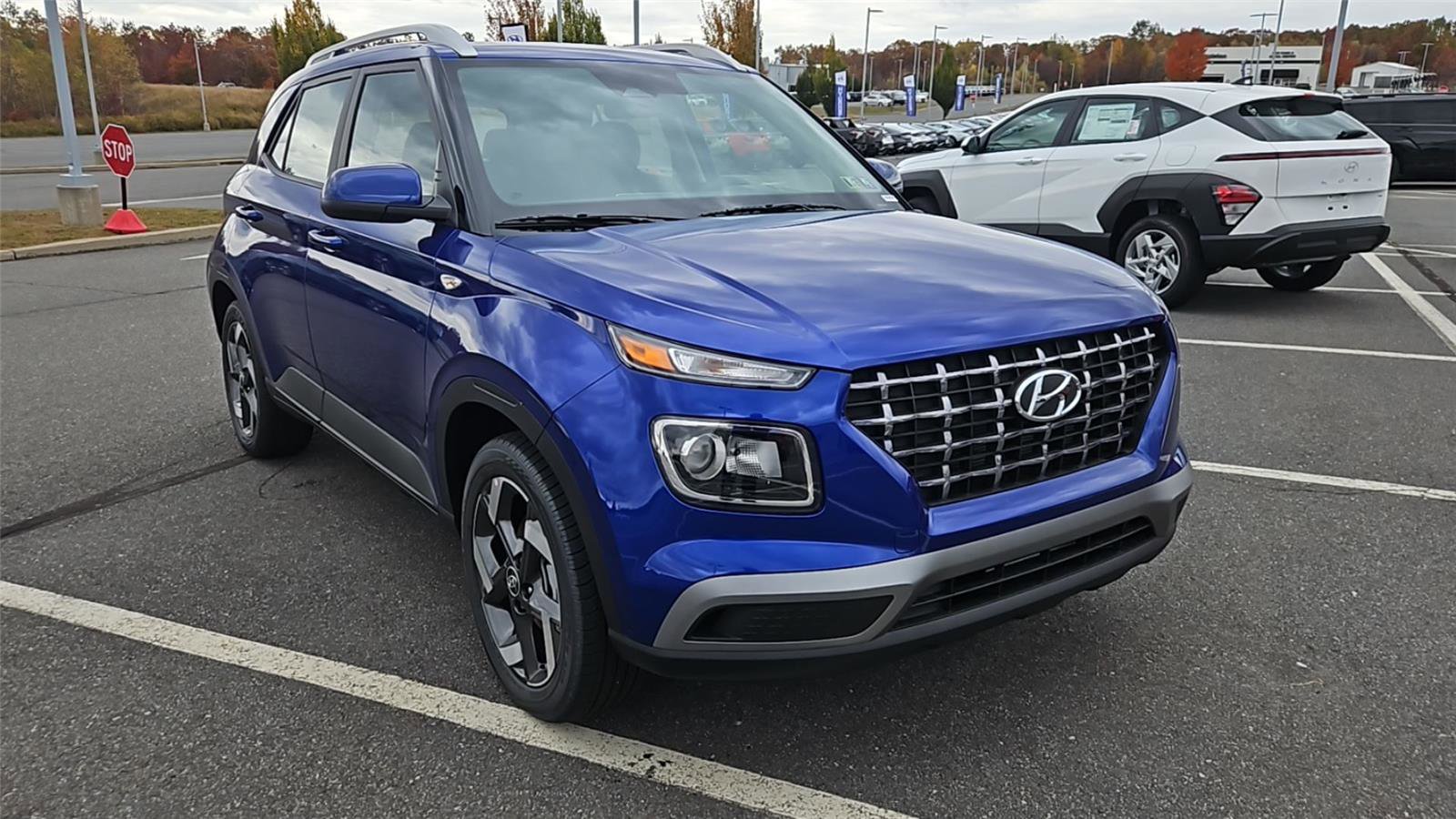 New 2025 Hyundai Venue SEL