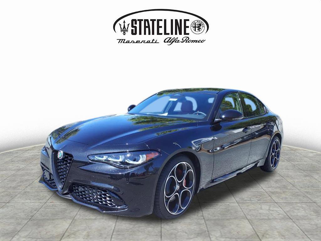 New 2025 Alfa Romeo Giulia image 1