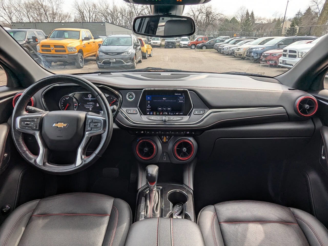Used 2022 Chevrolet Blazer RS FWD image 2