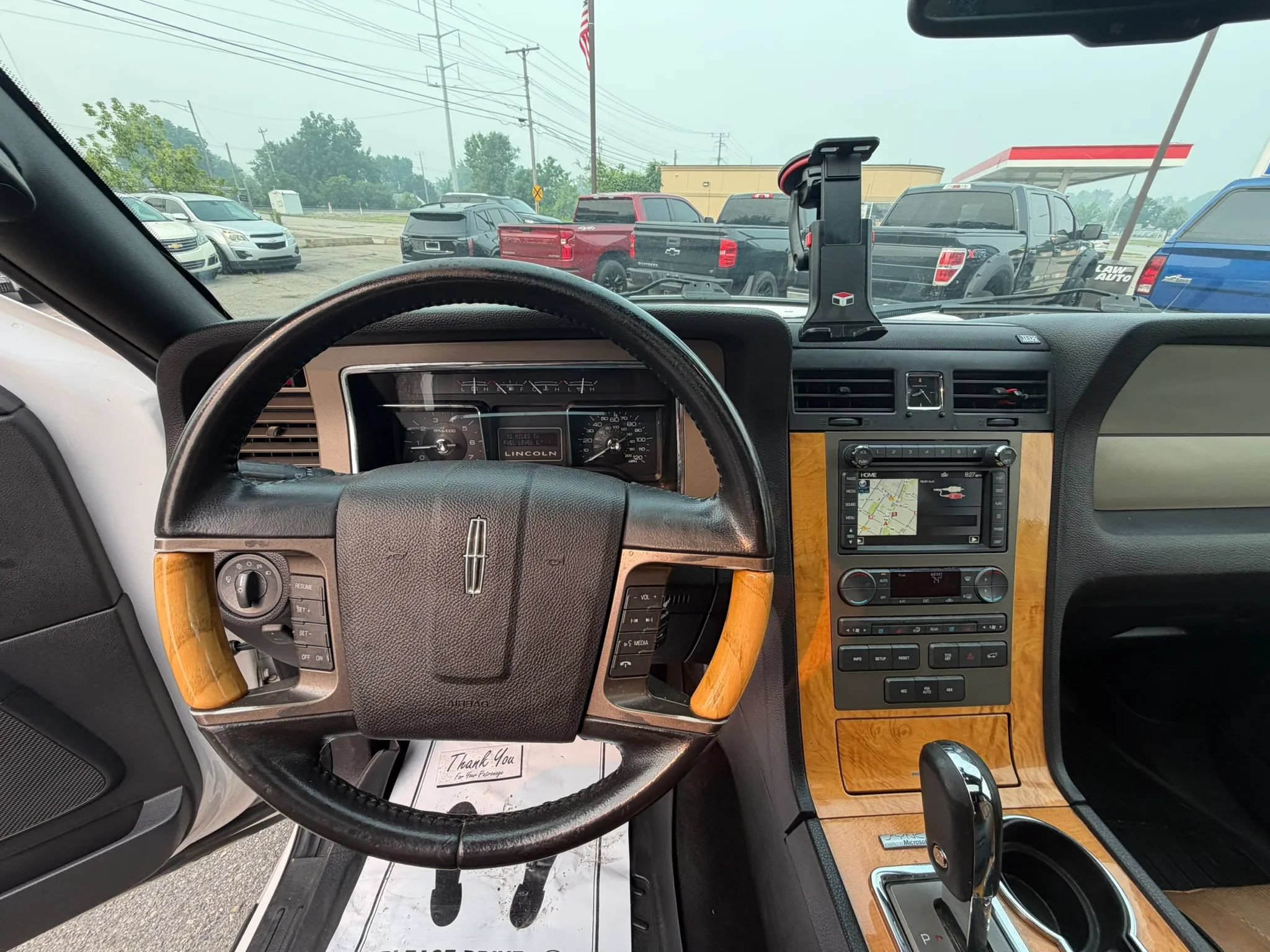 Used 2014 Lincoln Navigator L 4WD w/ Equipment Group 101A image 20