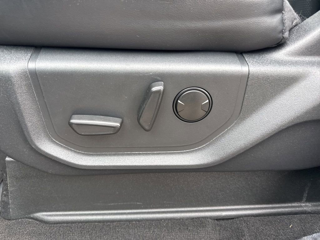 Used 2024 Ford Expedition Max XLT image 10