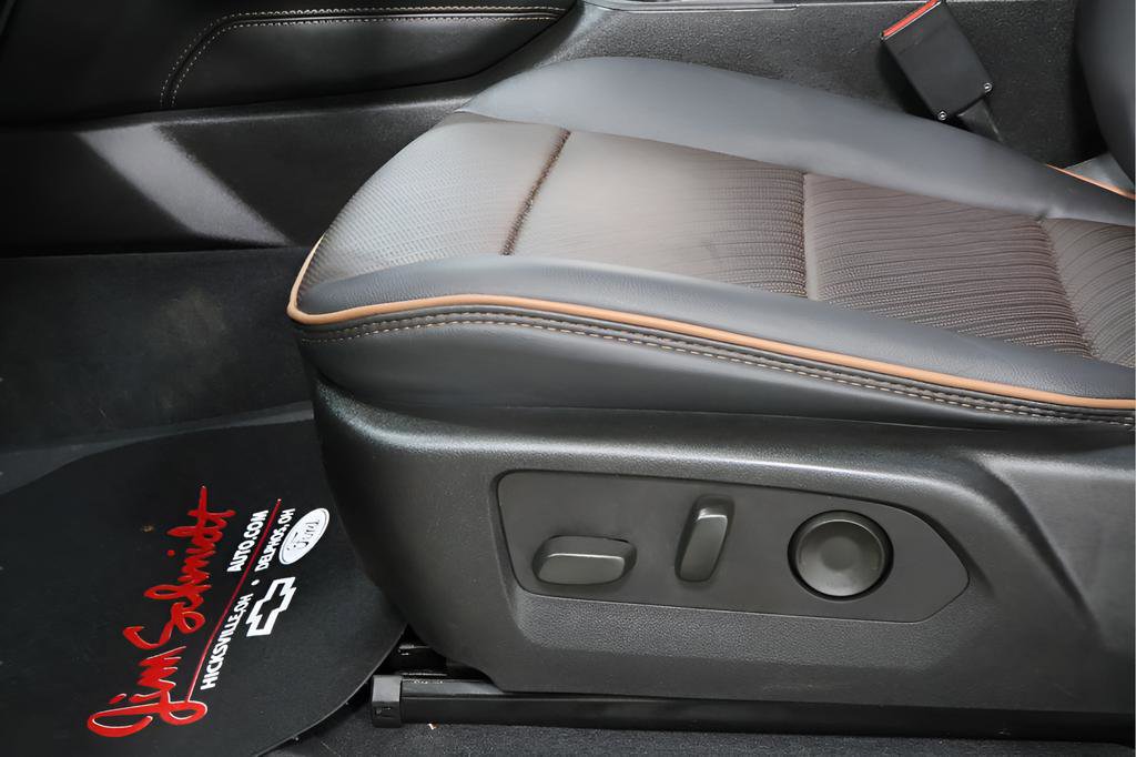 Used 2023 GMC Canyon AT4 w/ AT4 Premium Package image 21