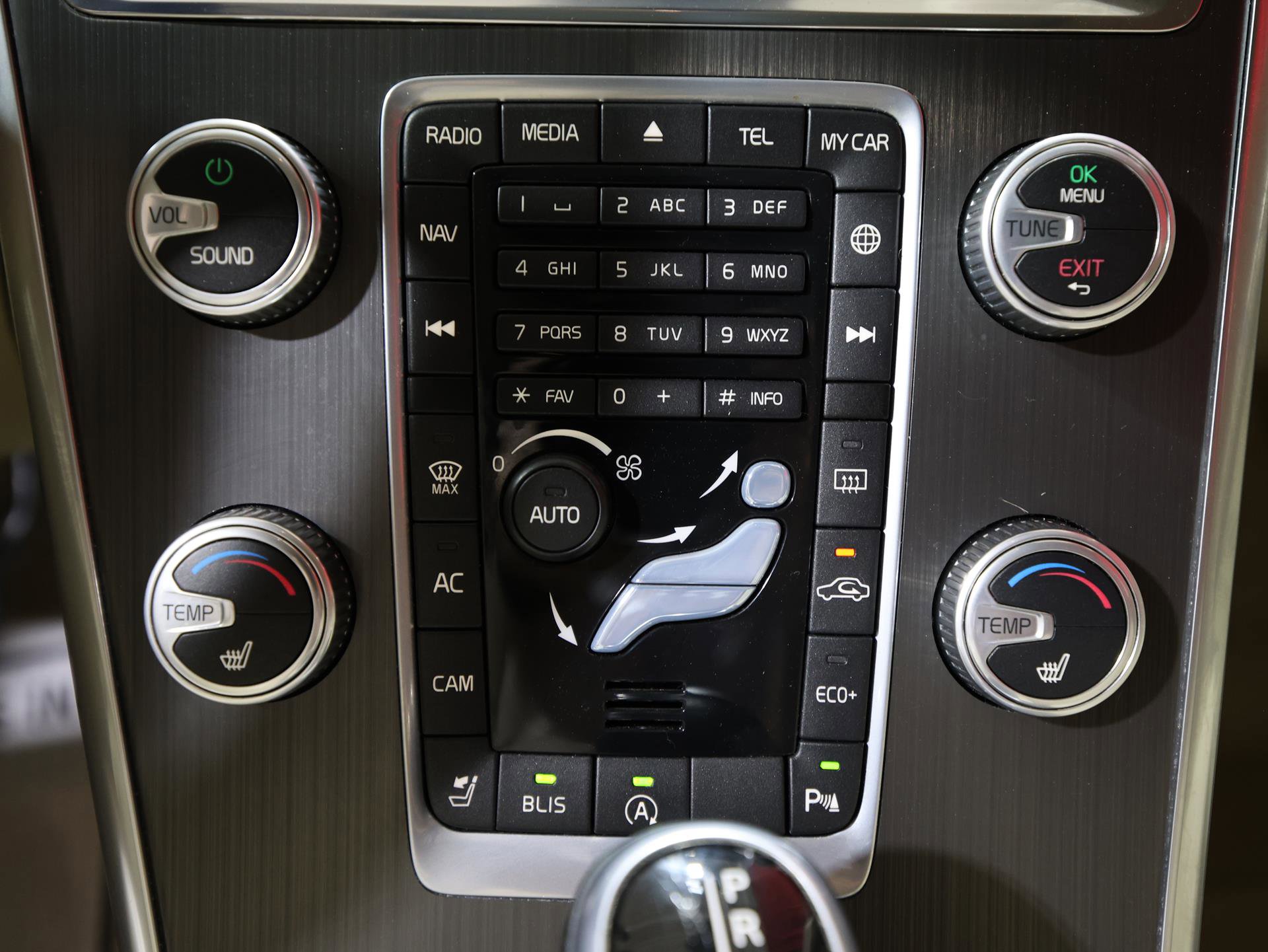 Used 2016 Volvo XC60 T5 Premier image 20