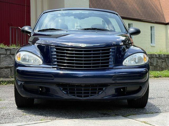 Used 2005 Chrysler PT Cruiser Convertible FWD image 26