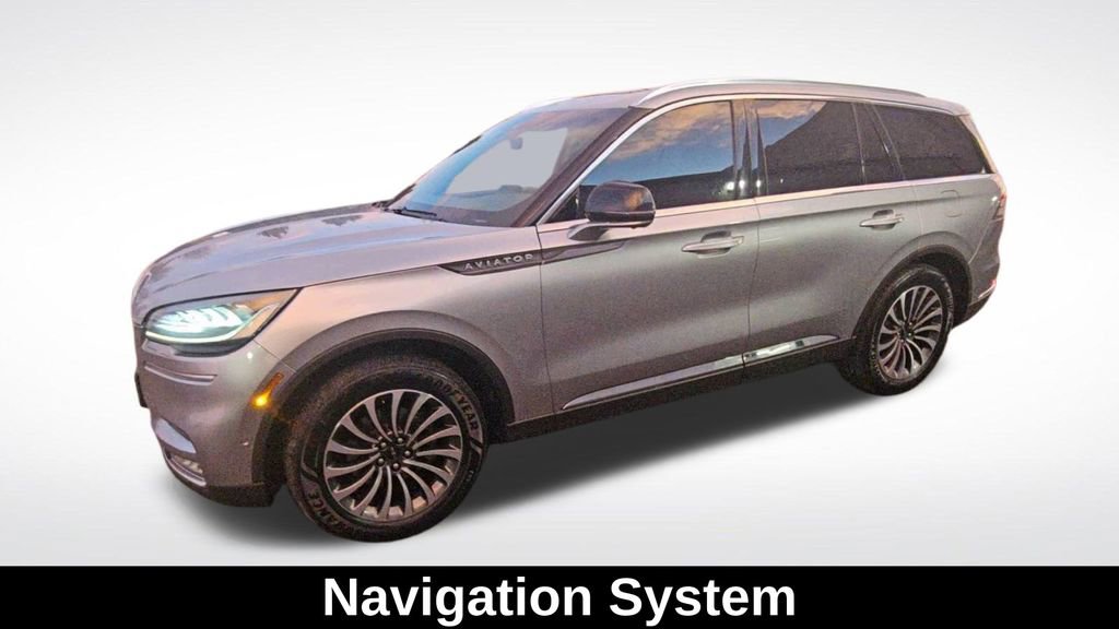 Used 2020 Lincoln Aviator Reserve w/ Equipment Group 201A image 5