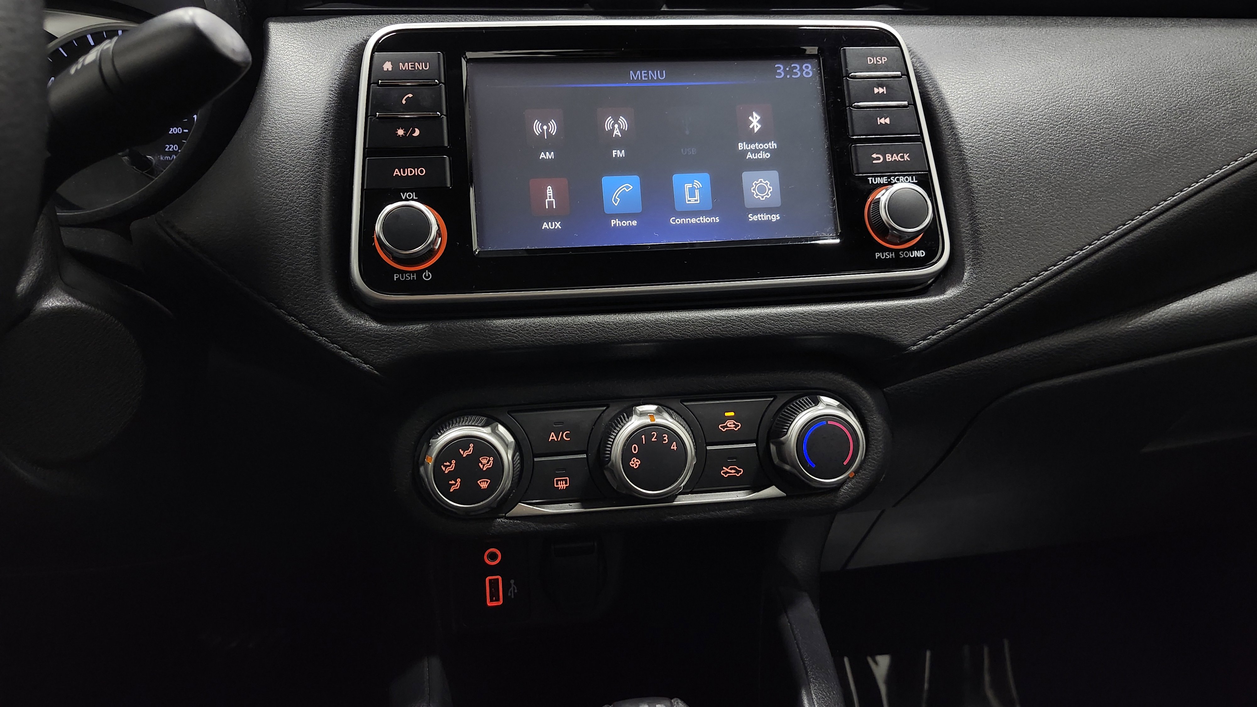 Used 2020 Nissan Versa S image 26