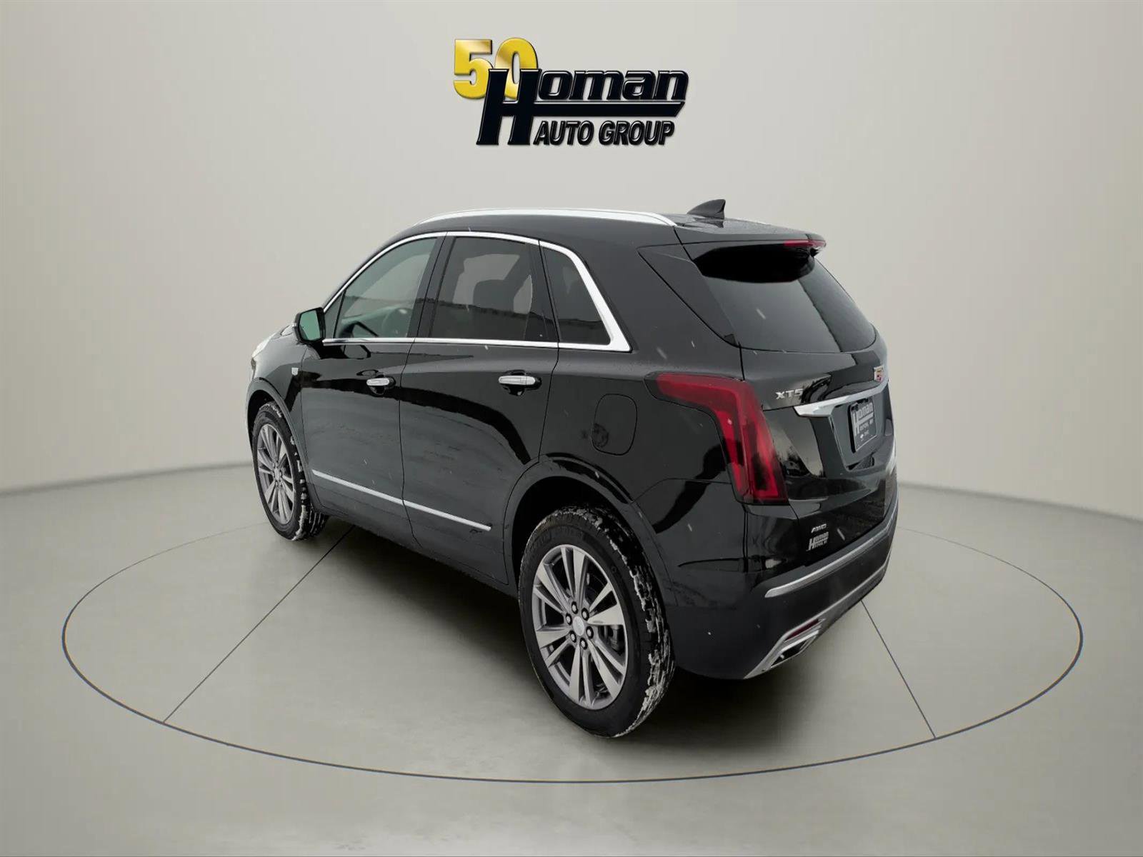 Used 2025 Cadillac XT5 Premium Luxury image 3