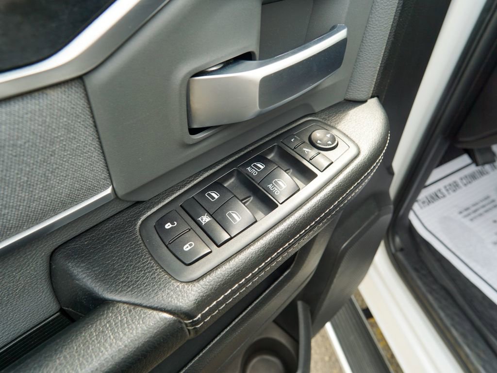 Used 2019 RAM 3500 Big Horn image 18