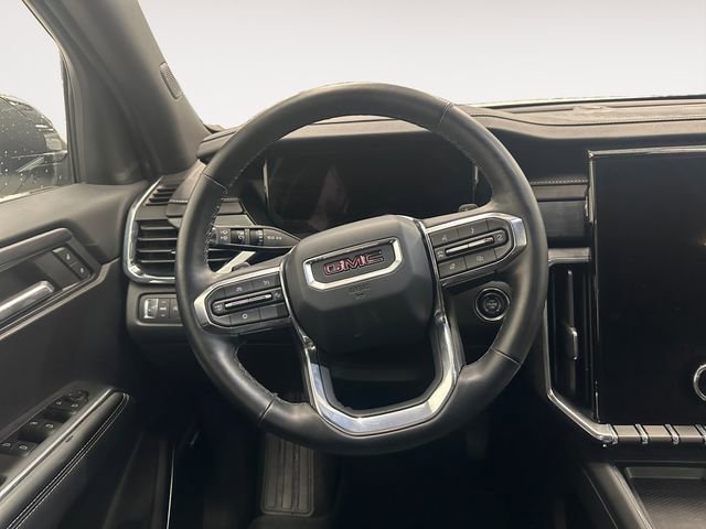 Used 2025 GMC Acadia Elevation image 12
