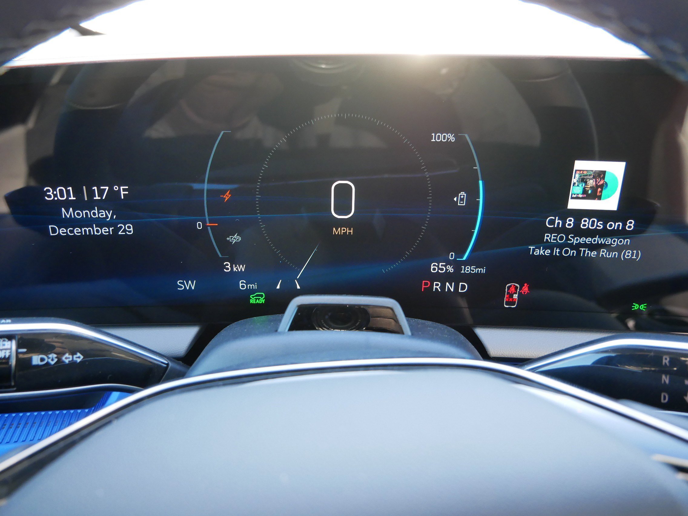 New 2026 Cadillac Optiq Luxury 2 image 19