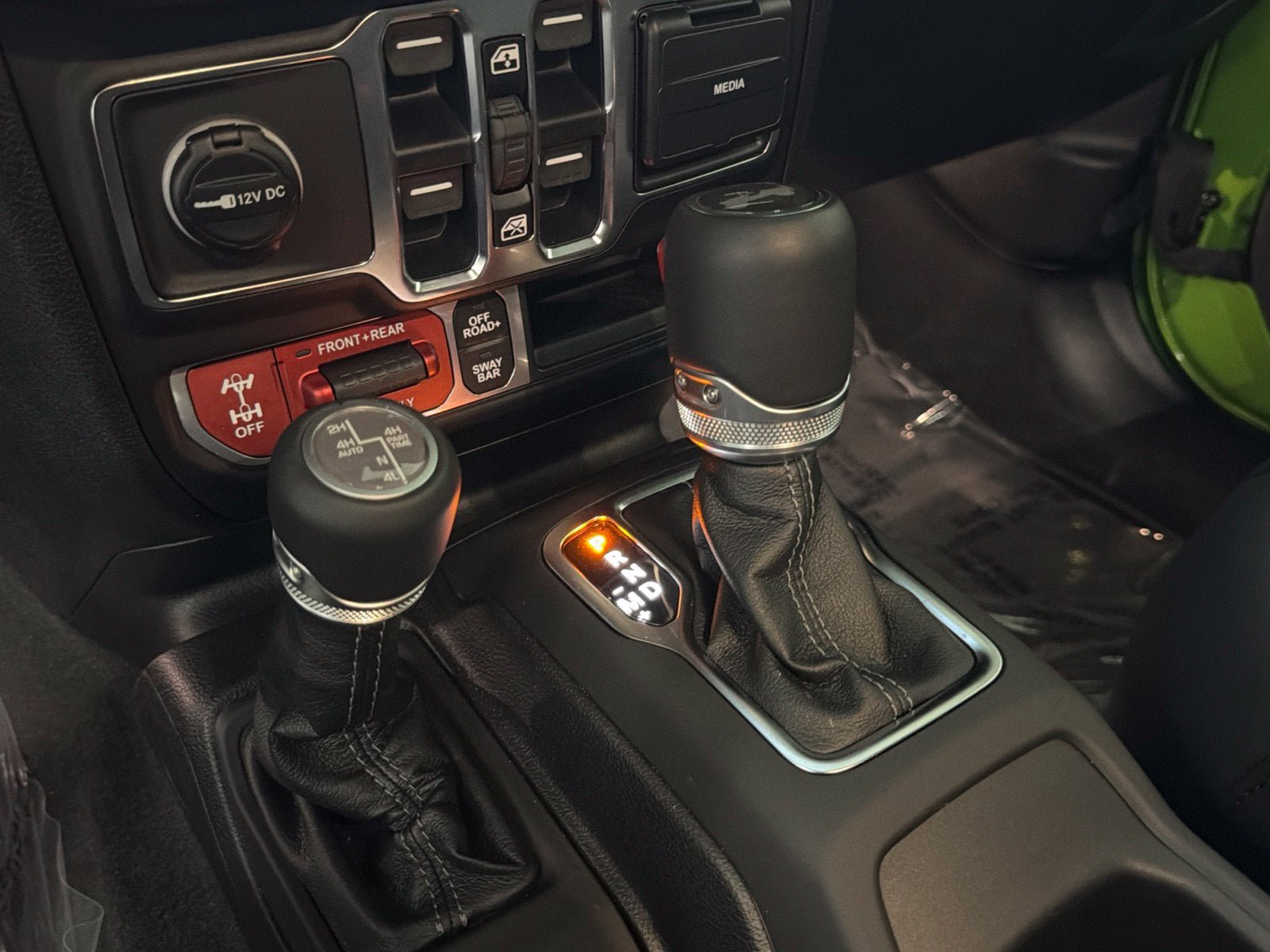 Used 2026 Jeep Wrangler Unlimited Rubicon AWD/4WD image 29