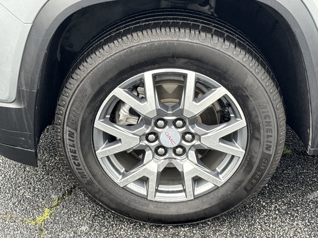 Used 2023 GMC Acadia SLT image 11