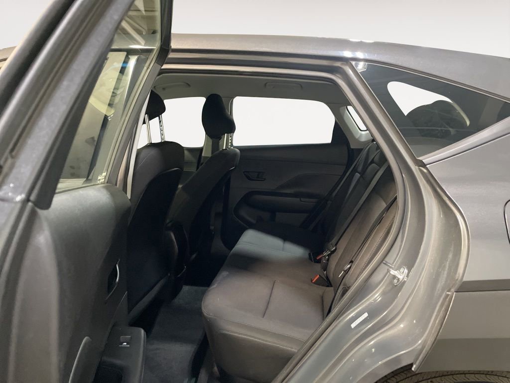 Certified 2024 Hyundai Kona SE image 11