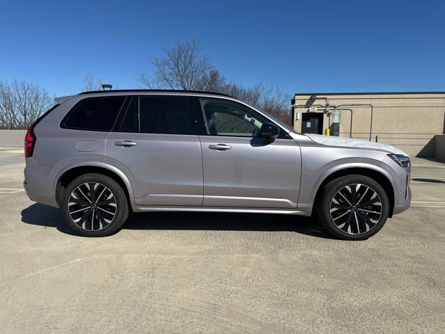 New 2026 Volvo XC90 T8 Ultra w/ Protection Package image 8