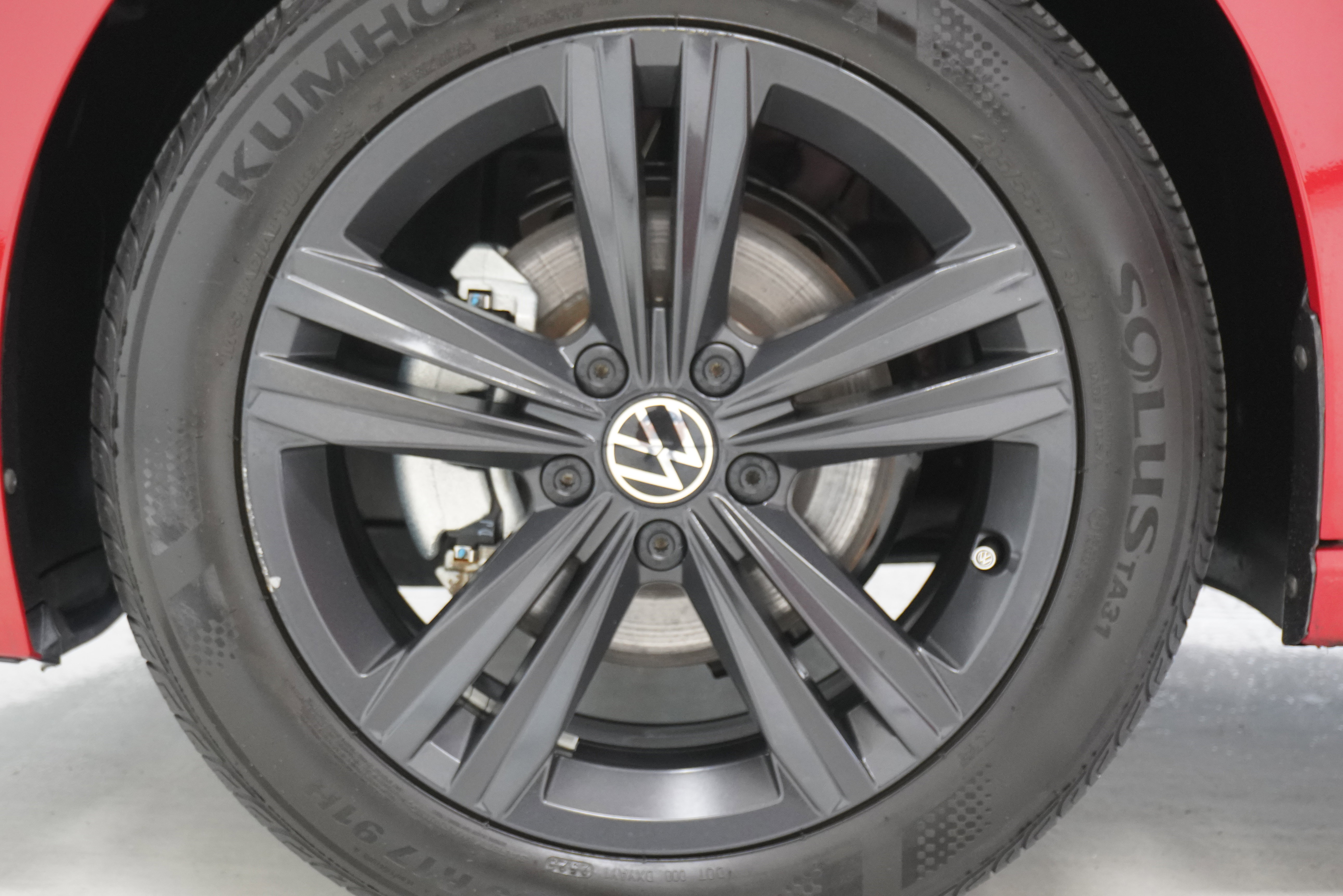 Used 2024 Volkswagen Jetta SE image 25