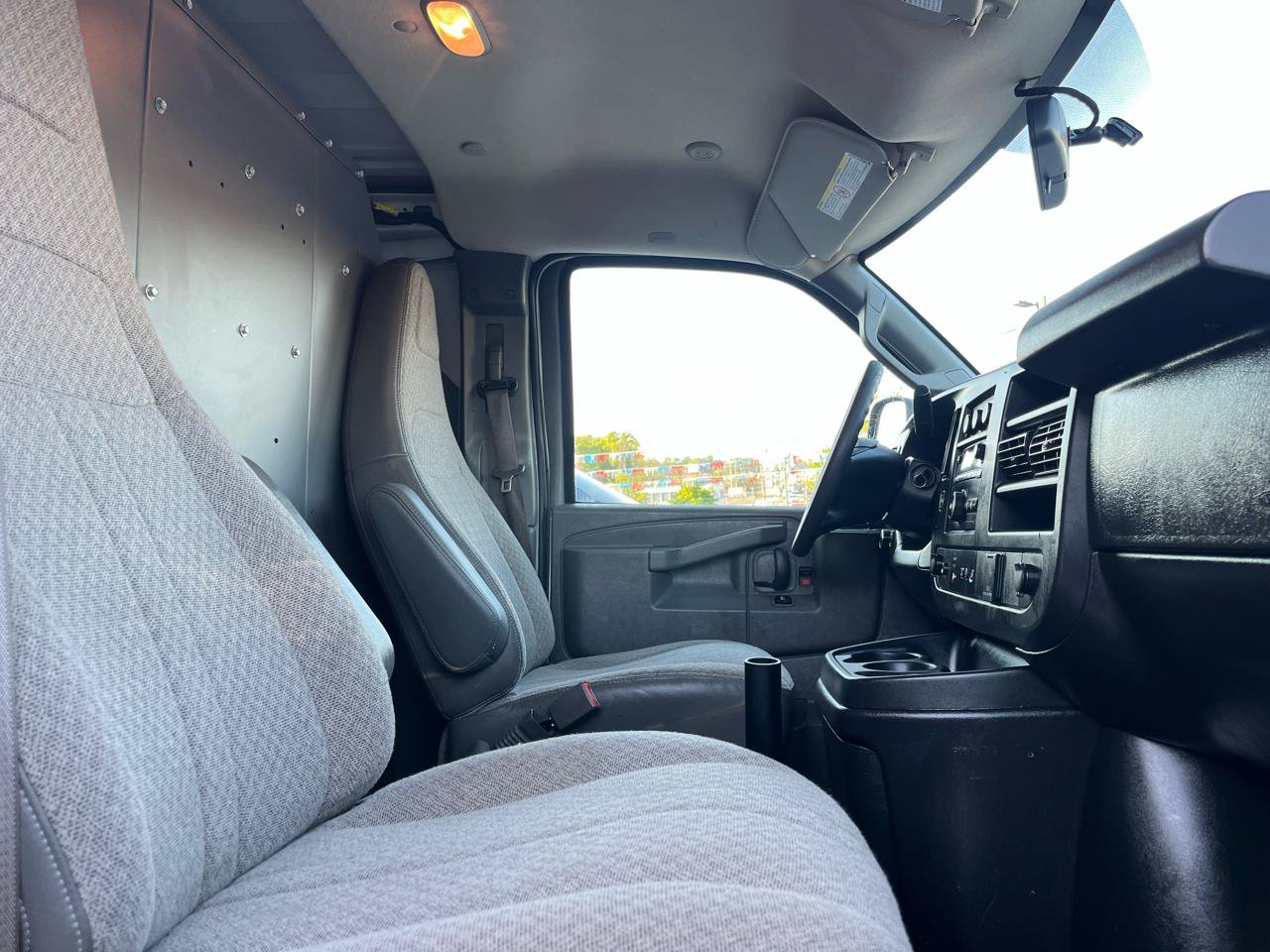 Used 2019 Chevrolet Express 2500 RWD image 16
