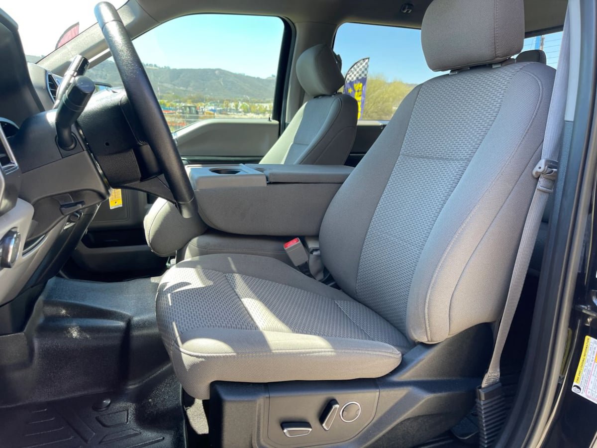 Used 2018 Ford F150 XLT w/ Equipment Group 302A Luxury RWD image 18
