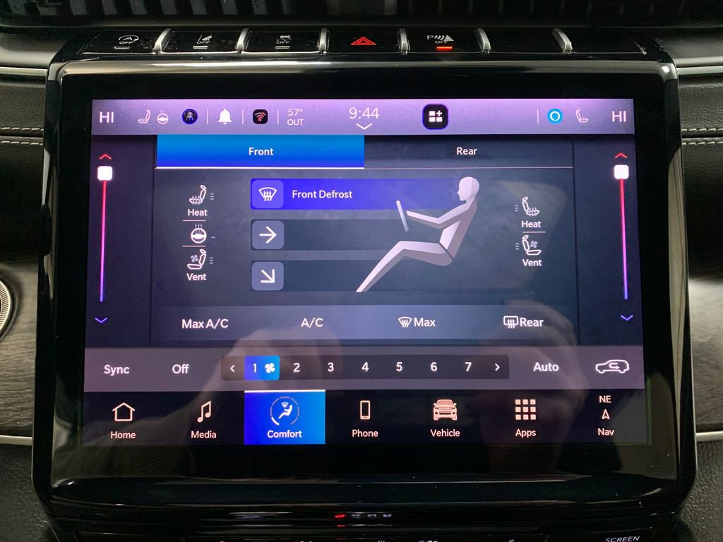 Used 2024 Jeep Grand Cherokee L Limited w/ Luxury Tech Group II image 29