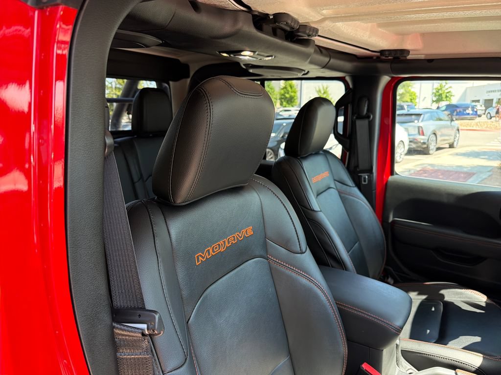 Used 2023 Jeep Gladiator Mojave w/ LED Lighting Group AWD/4WD image 37