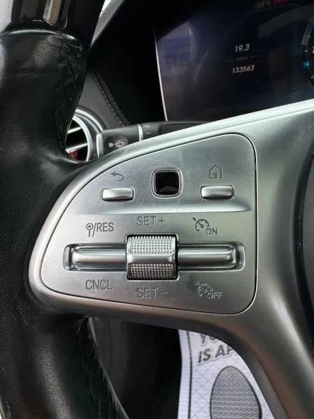 Used 2018 Mercedes-Benz S 450 Sedan image 31