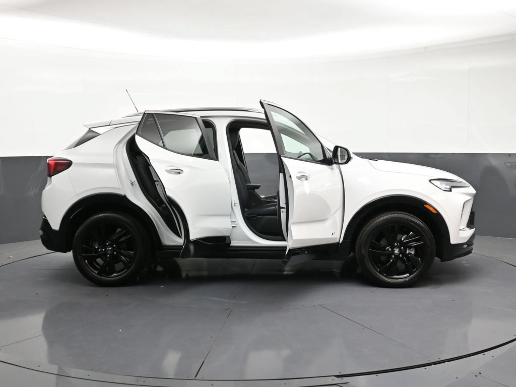 Certified 2026 Buick Encore GX Sport Touring AWD/4WD image 33