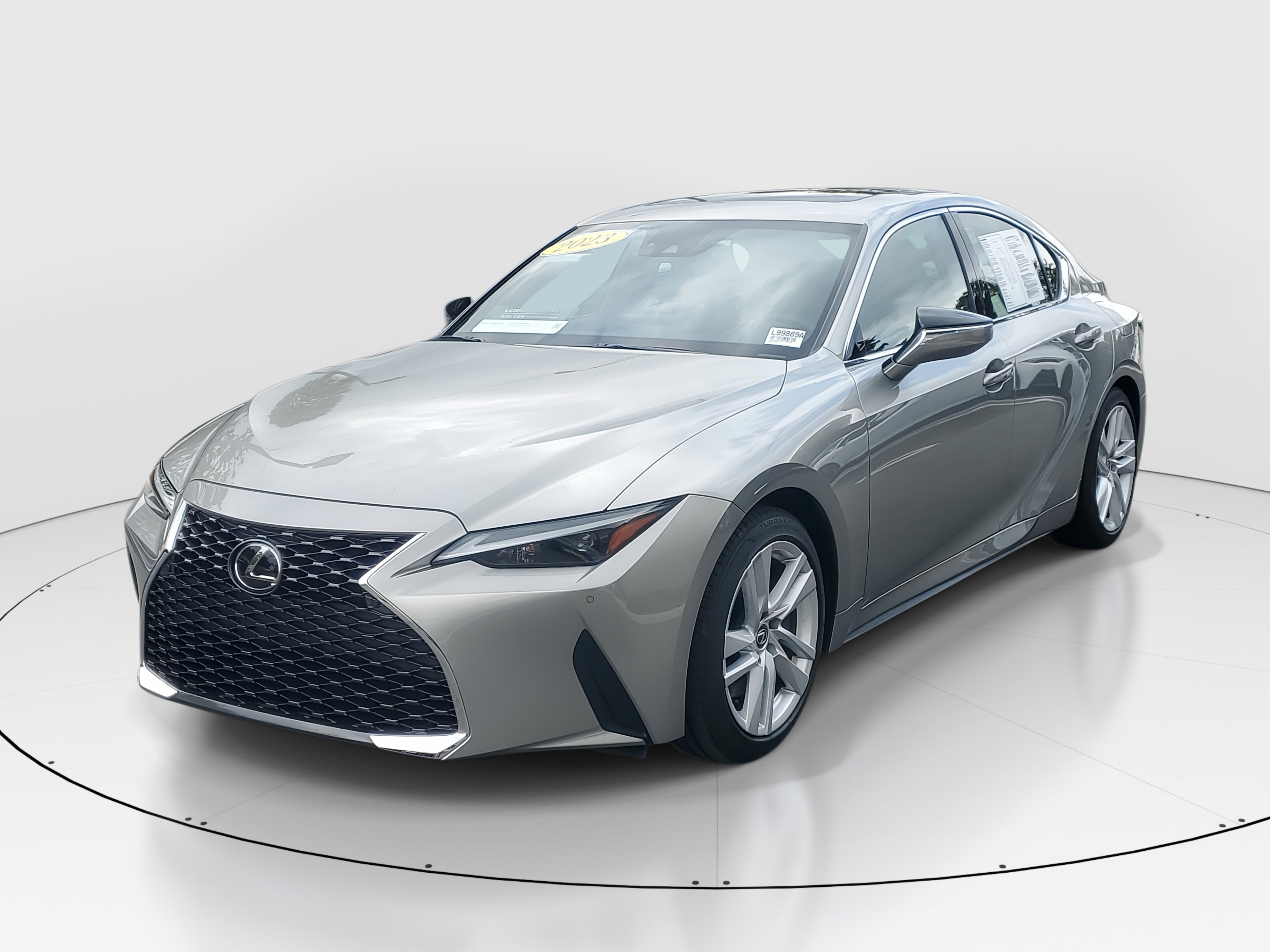Certified 2023 Lexus IS 300 w/ Comfort Package image 4