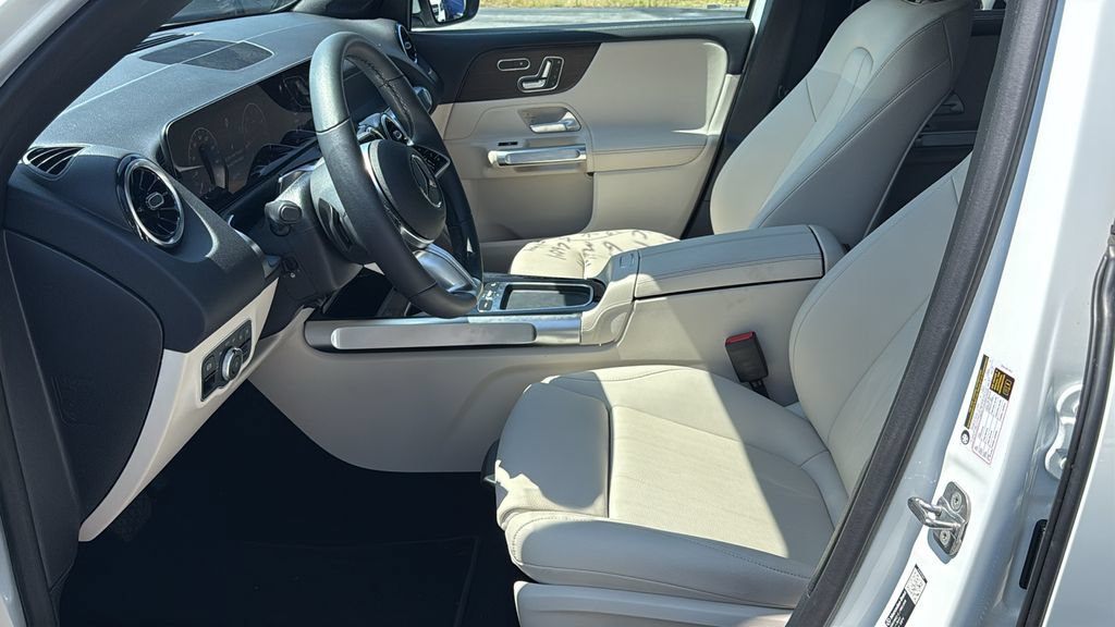 Certified 2026 Mercedes-Benz GLB 250 4MATIC image 22