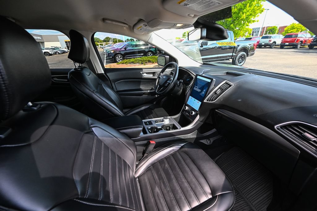 Used 2024 Ford Edge SEL w/ Convenience Package AWD/4WD image 25