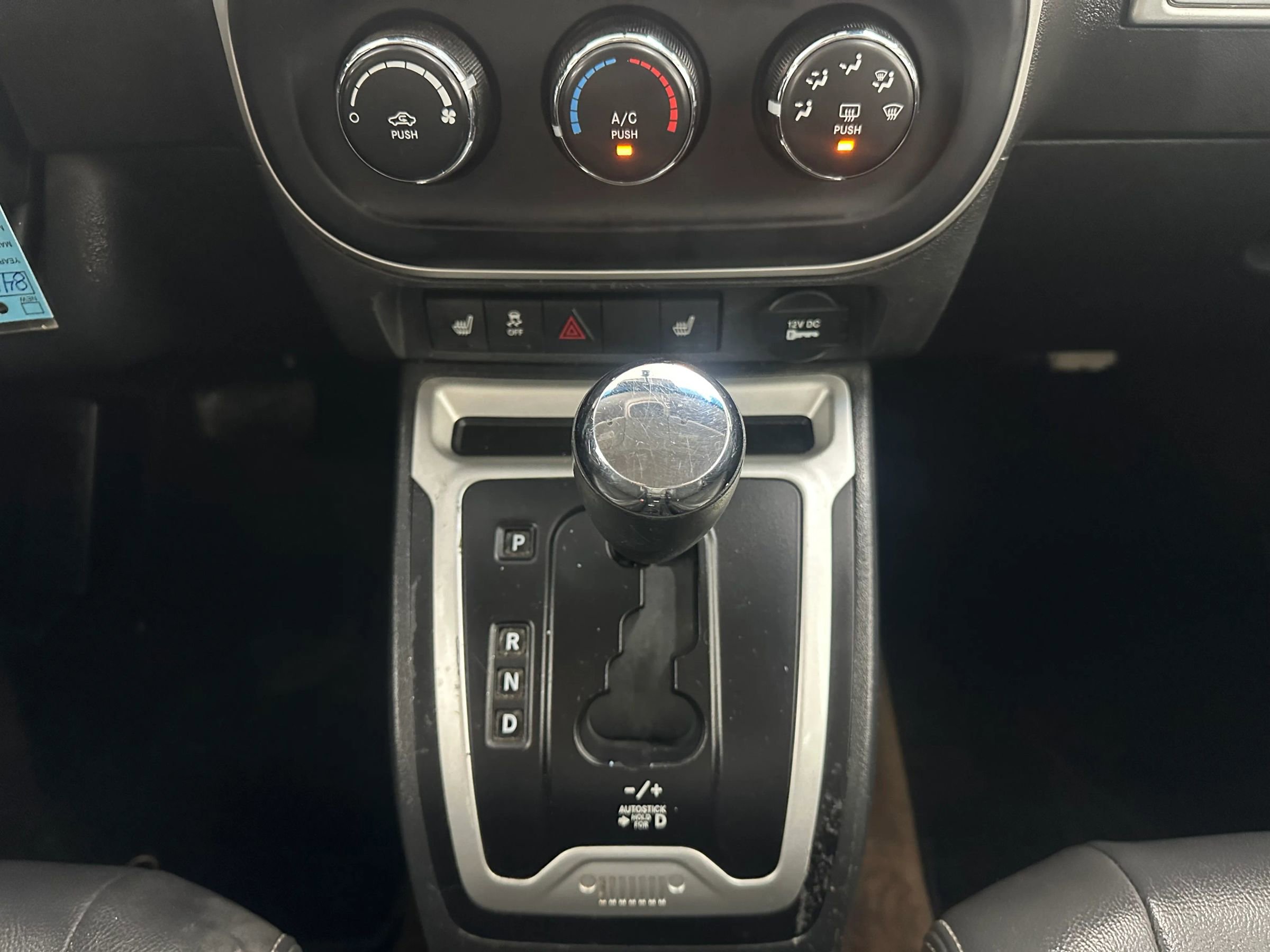 Used 2014 Jeep Compass Latitude image 19