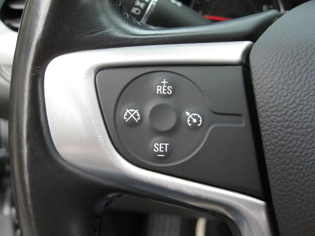 Used 2020 GMC Acadia SLE FWD image 13