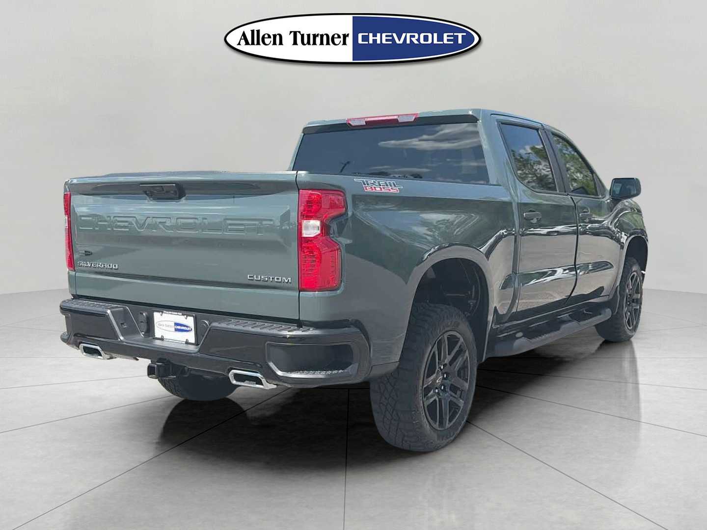 New 2026 Chevrolet Silverado 1500 Custom Trail Boss AWD/4WD image 4