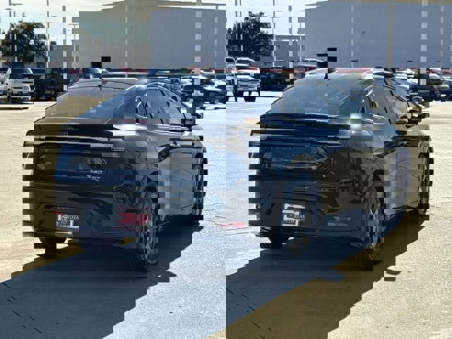 New 2026 Toyota Prius Plug-In Hybrid image 4