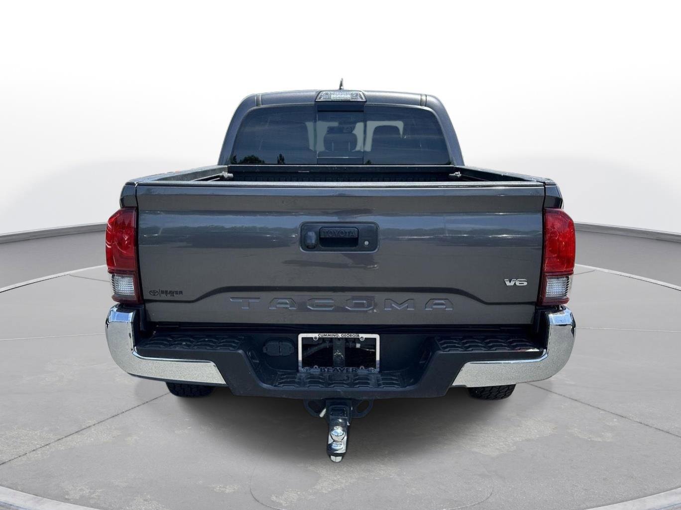 Used 2018 Toyota Tacoma SR5 RWD image 7