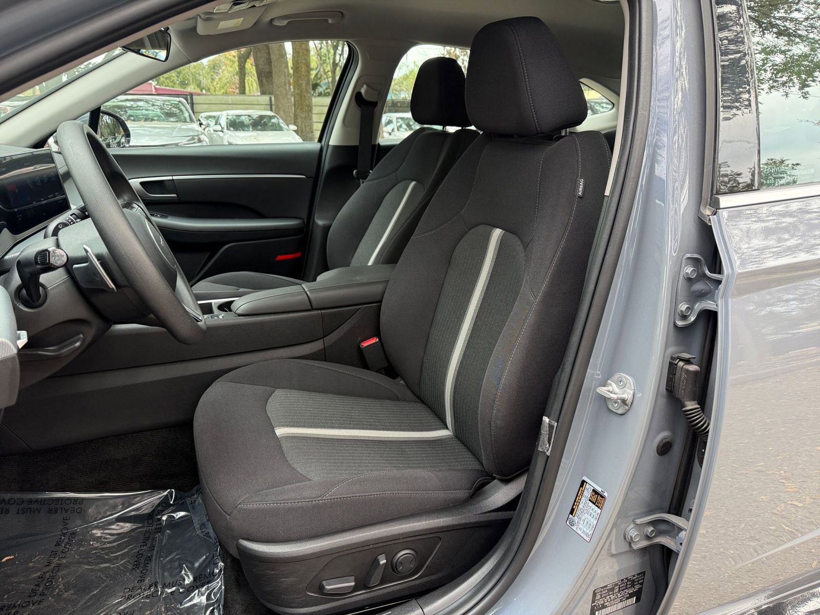 Used 2025 Hyundai Sonata SEL FWD image 31