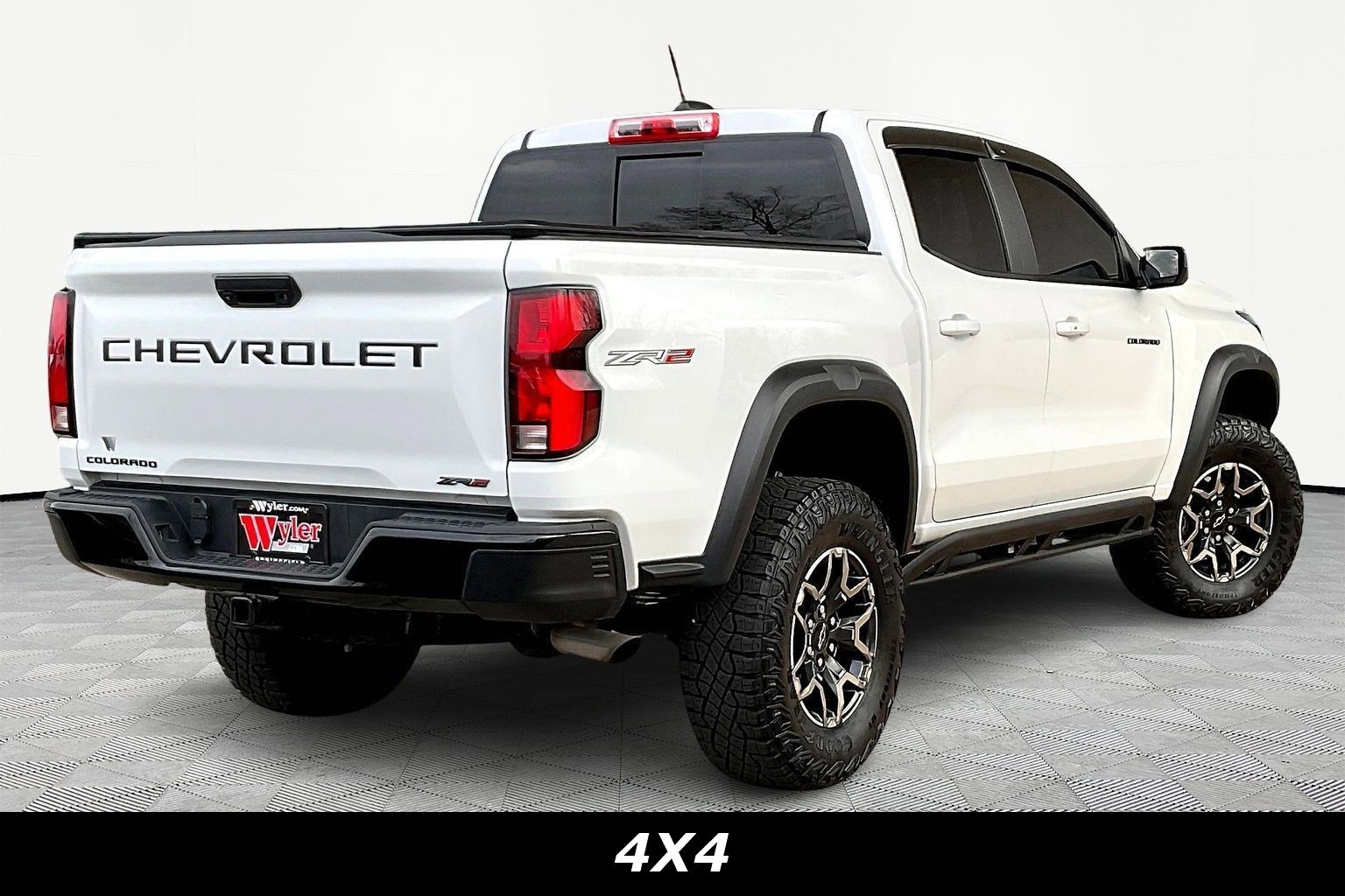 Used 2024 Chevrolet Colorado ZR2 image 7