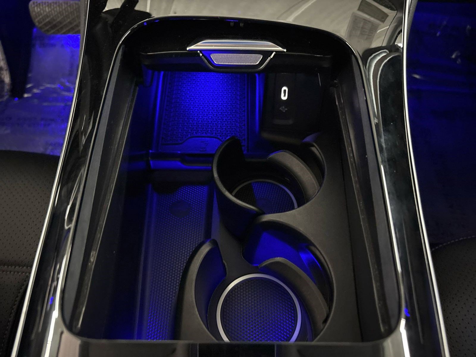 Certified 2023 Mercedes-Benz GLC 300 image 26