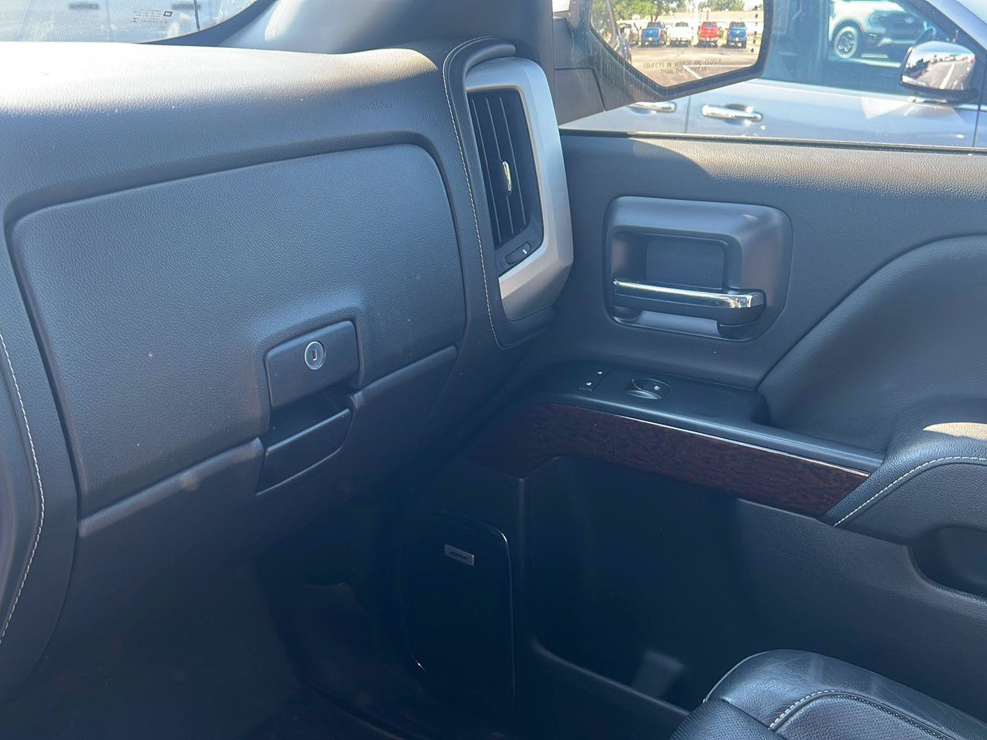 Used 2018 GMC Sierra 1500 SLT AWD/4WD image 22