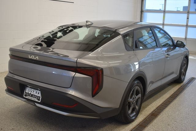Used 2025 Kia K4 FWD image 4