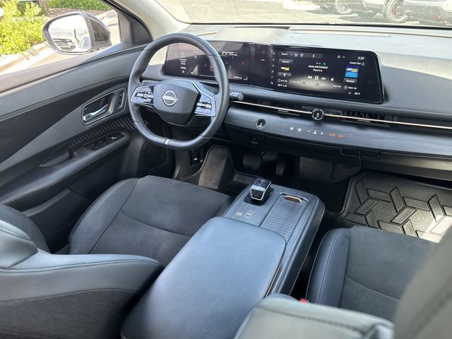 Used 2024 Nissan Ariya AWD image 27