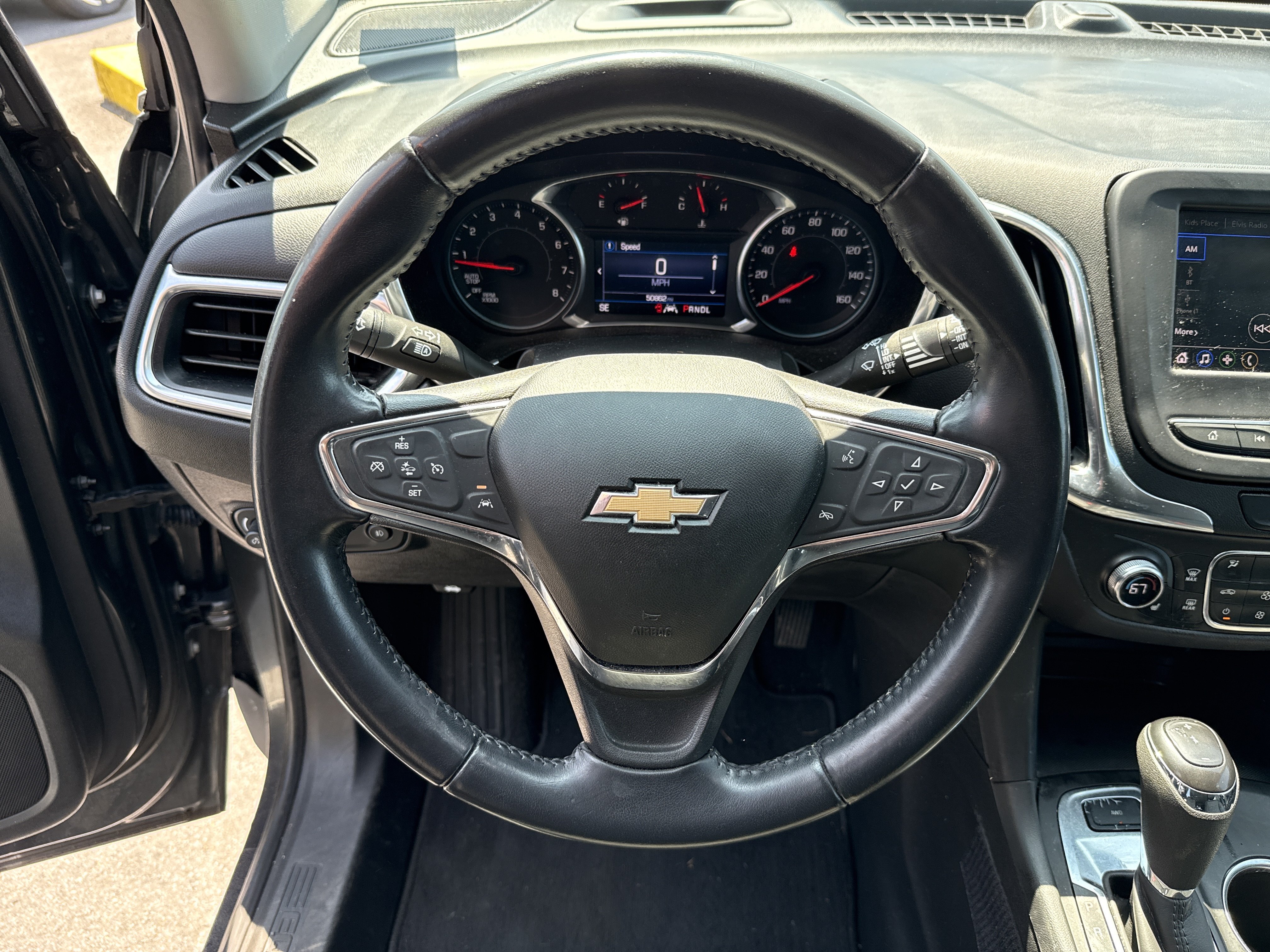Used 2021 Chevrolet Equinox LT AWD/4WD image 17